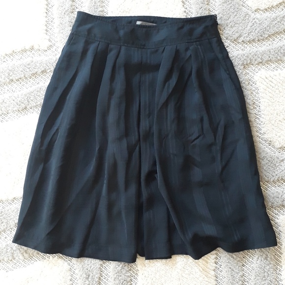 ANN TAYLOR Black Midi Skirt Fully Lined - Picture 2 of 8